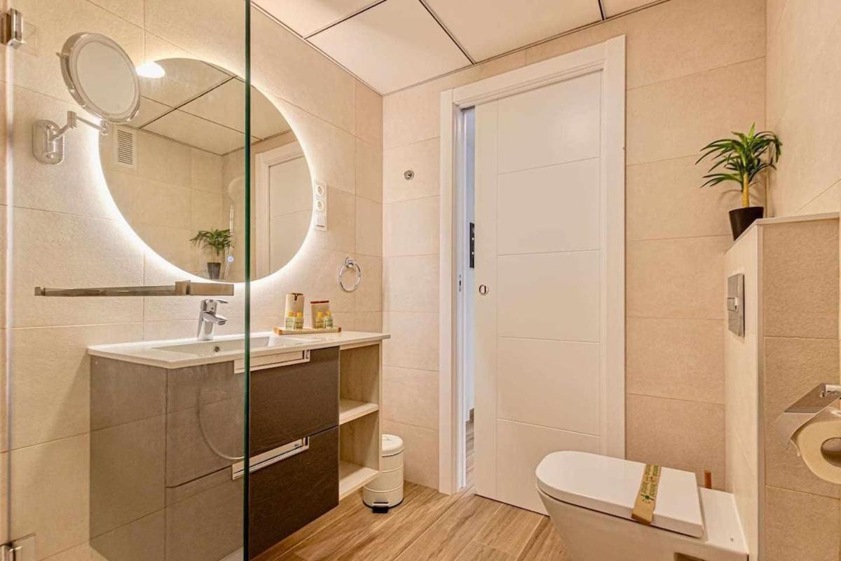 797 Holiday Rentals - Benalbeach- Moderno Piso Para 5 Con Vistas Al Mar Benalmádena Extérieur photo