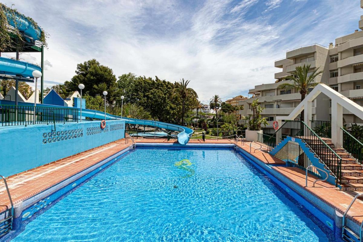 797 Holiday Rentals - Benalbeach- Moderno Piso Para 5 Con Vistas Al Mar Benalmádena Extérieur photo