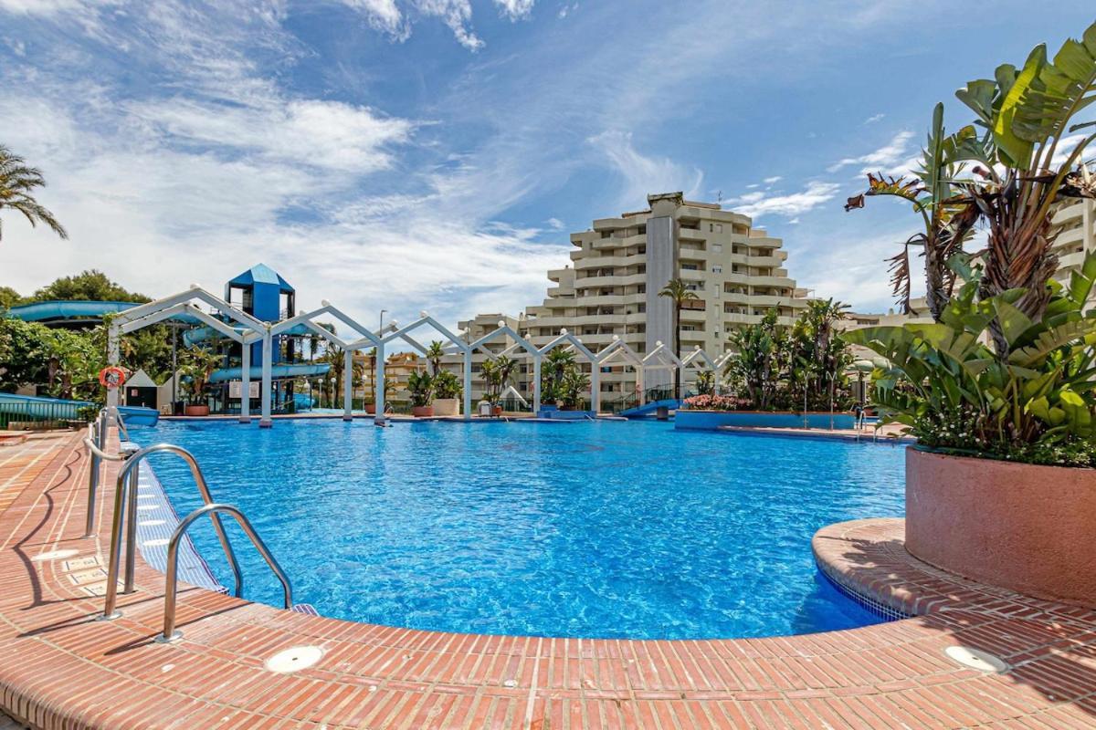 797 Holiday Rentals - Benalbeach- Moderno Piso Para 5 Con Vistas Al Mar Benalmádena Extérieur photo